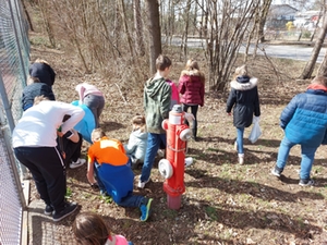 Realschüler sammeln Müll beim Rama Dama