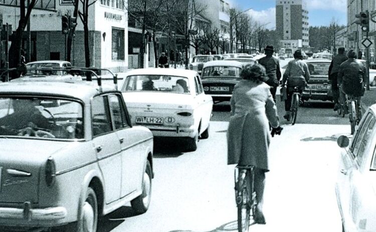 Waldkraiburg Berliner Strasse 1960 Ausschnitt: Zum Vergrößern auf Bild klicken